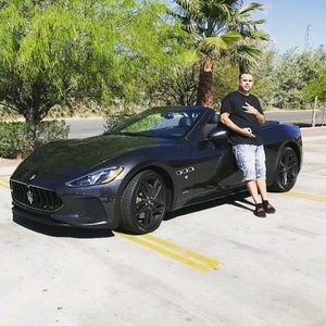 Meet your Posher, Jason